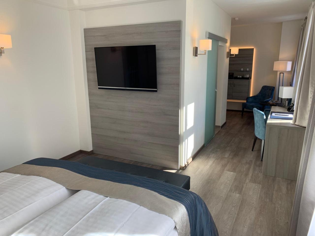 Hotel Domhof Speyer Bagian luar foto